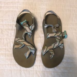 Women’s cloud 2 chacos